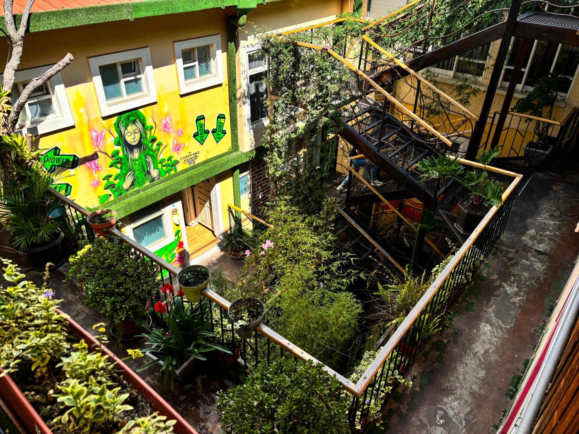 The Secret Garden Hostel Quito Kültér fotó
