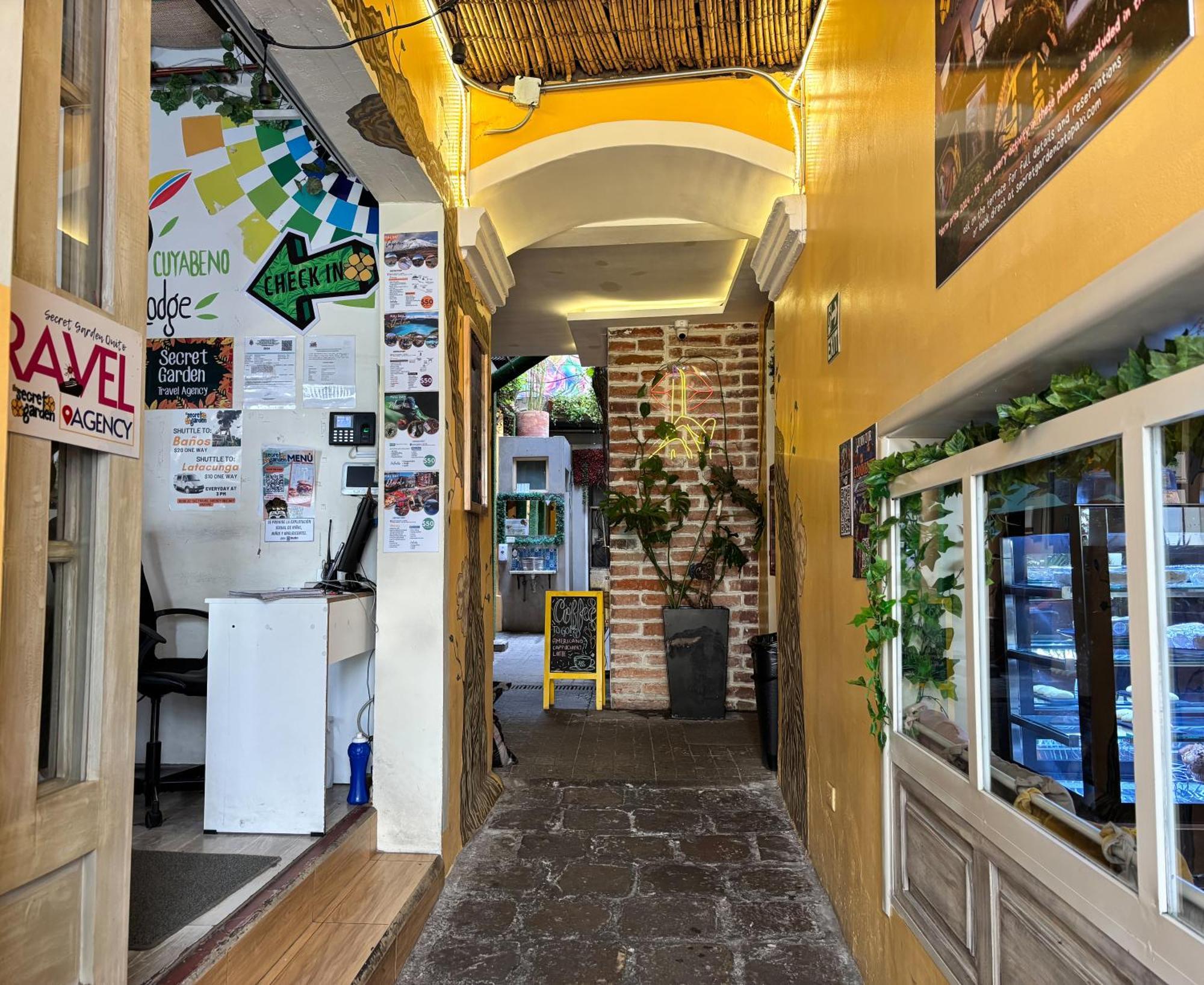 The Secret Garden Hostel Quito Kültér fotó